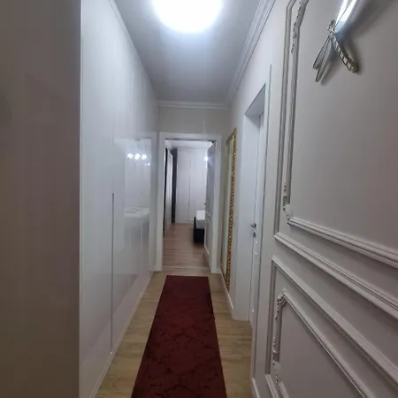 Apartman Emeraldapartament *